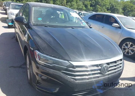 2019 Volkswagen Jetta 1.4T R-Line/1.4T S/1.4T Se from USA, damaged, VIN 3VWC57BU3KM047124